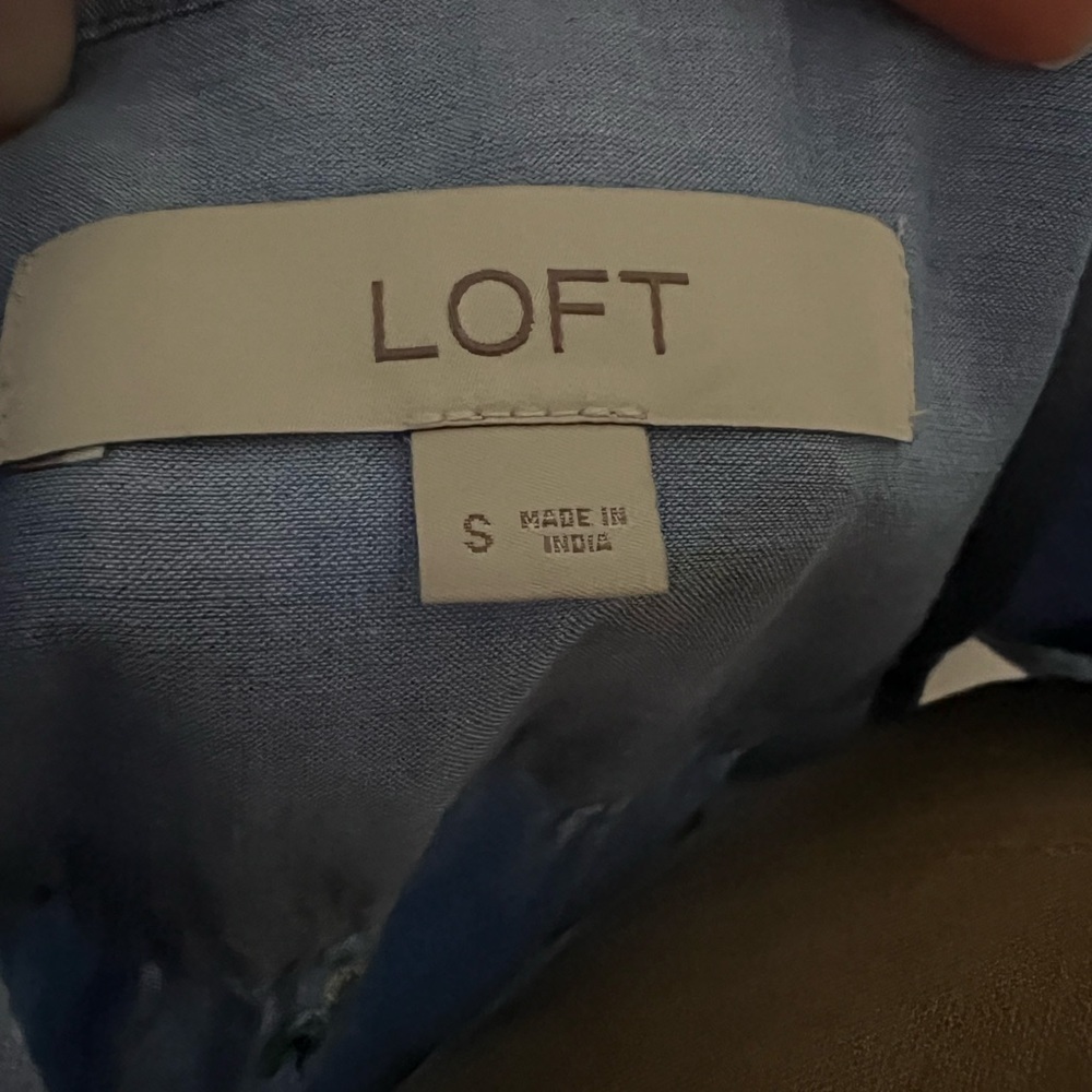 LOFT lemon chambray shortsleeve blouse size small - Picture 5 of 6